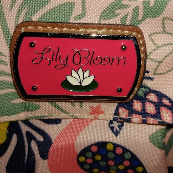 Lily Bloom "Tropical Pineapple" Crossbody Bag - Picture 2 of 8